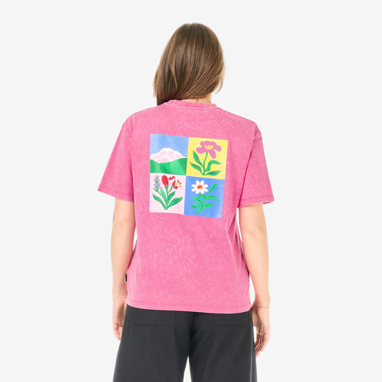 Picture Lyra Tee Beetroot Powder Washed, indossato retro