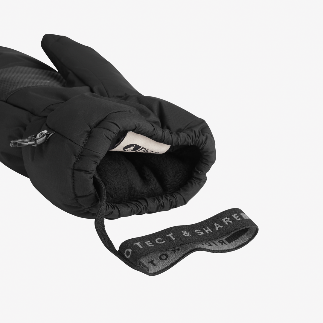Picture Puffy Mitts Black, dettaglio polsino e laccio