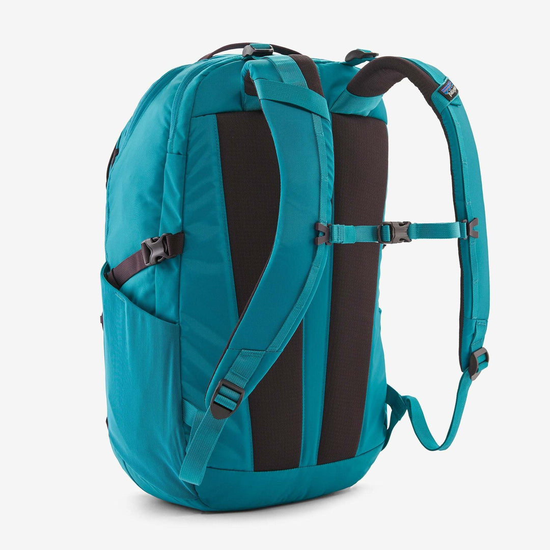 Refugio Day Pack 30L blue recycled polyester backpack with padded laptop sleeve.
