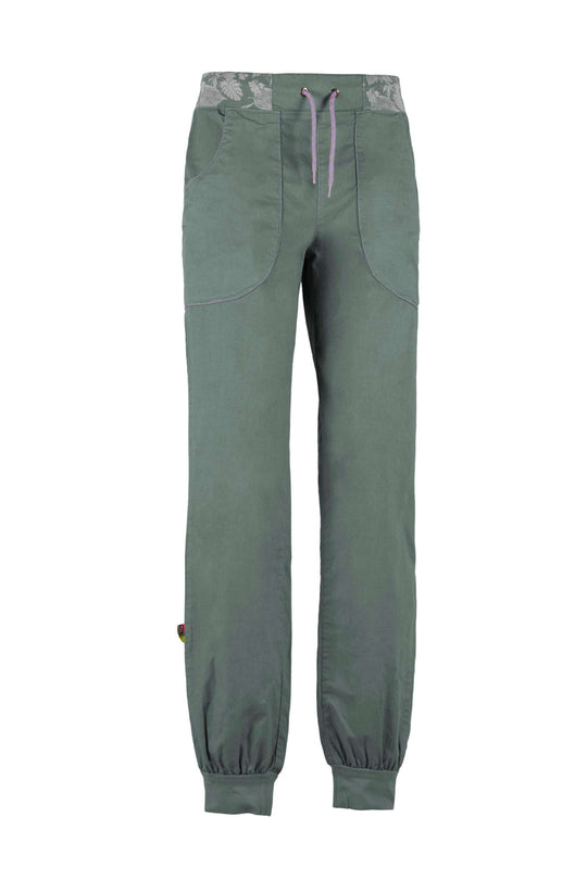 Aria outdoor climbing pants in organic linen and cotton, green, adjustable waist, made in Italy.