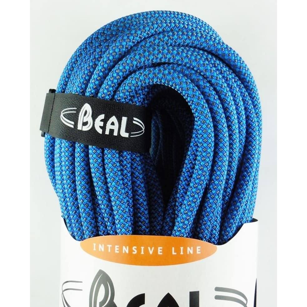 Blue Stinger III 9.4 mm Unicore Dry Cover climbing rope for high-level sport climbing.