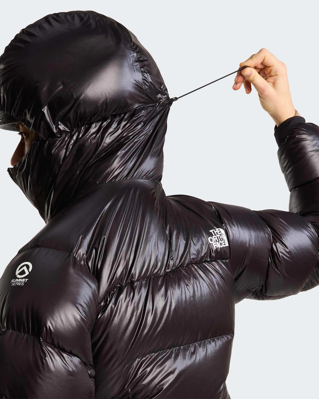 The North Face W Summit Pumori Down Parka - TNF Black - rear hood adjustment detail