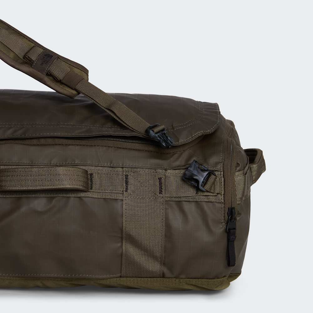The North Face Base Camp Voyager Duffel 32L New Taupe Green/Tnf Bla ALT7