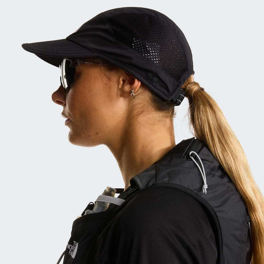 The North Face Summer Lt Run Hat Tnf Black ALT4