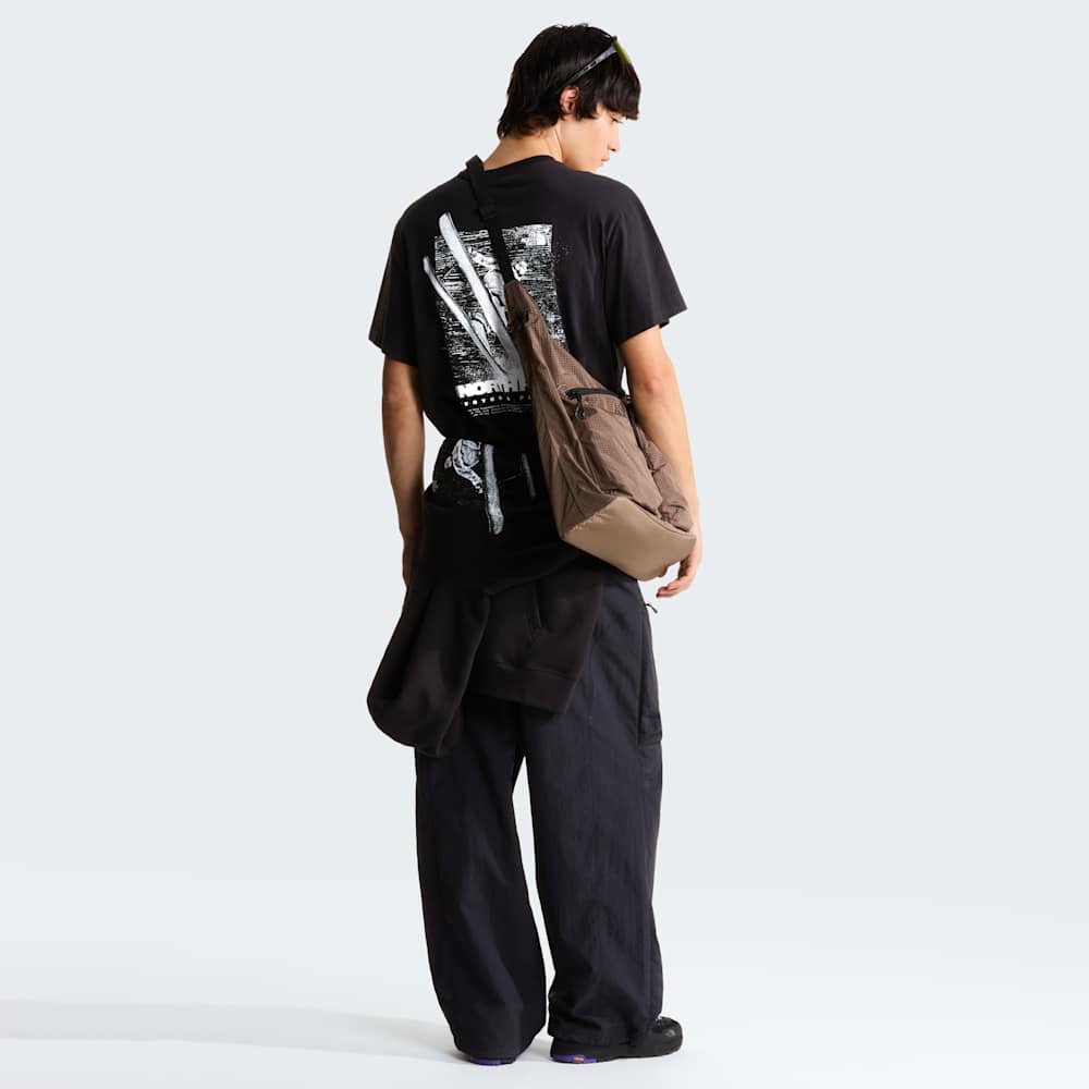 The North Face U Tested And Proven Relaxed Ss Tee Tnf Black ALT3