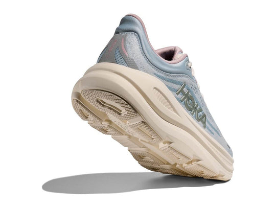 Scarpa HOKA Bondi 9 GLM donna azzurro chiaro e crema, vista obliqua con battistrada visibile