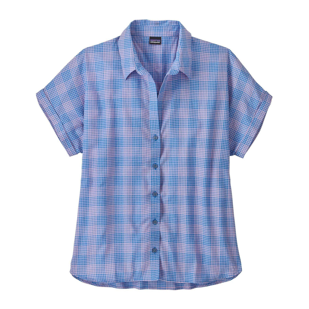 Lightweight women's shirt in blue check pattern with short sleeves and button front, made from organic cotton and hemp blend.